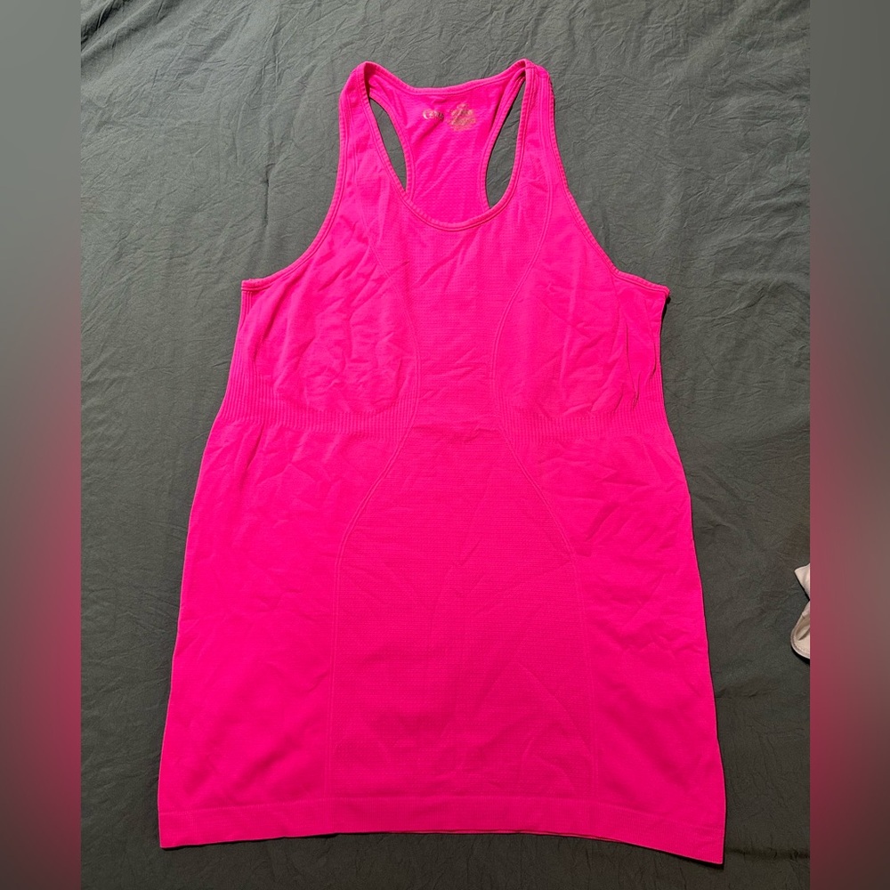 Sports tank